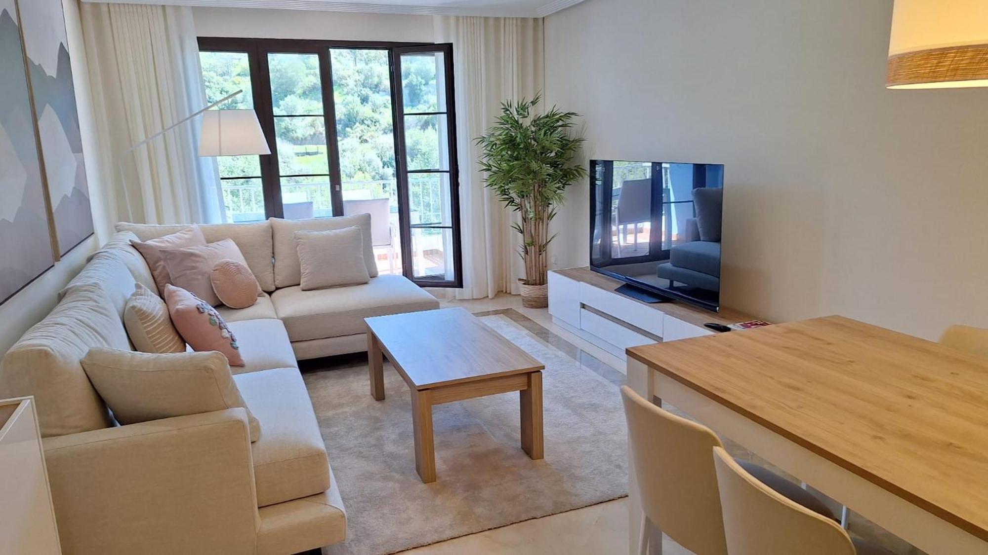 La Torre Del Paraiso Apartment
